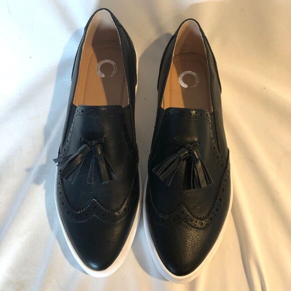 Journee Collection Shoes - NWOB Journee Collection Alisha Wingtip Slip On Tasseled Loafer Shoes Sz 9.5